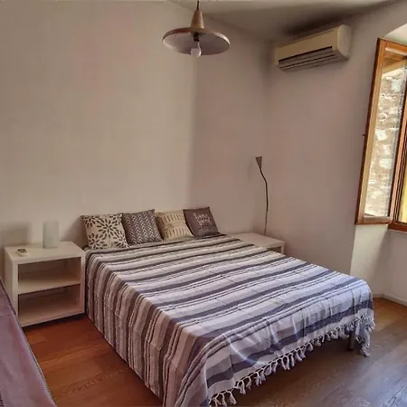 Bosa Apartments Attic On The Castle
